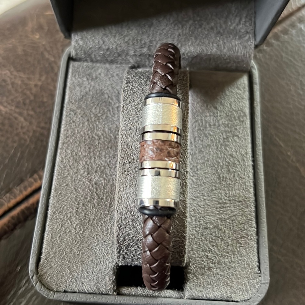 Brown men’s bracelet